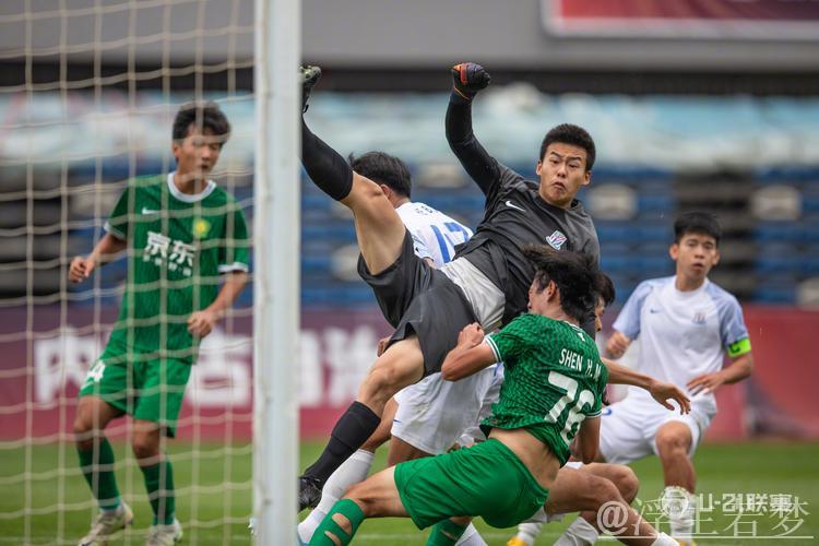 “中国足协携手北京足协与北京中赫国安俱乐部共商青训发展方向”